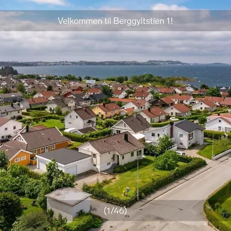 Modern Nordic 3 Bedroom House Ferienhaus